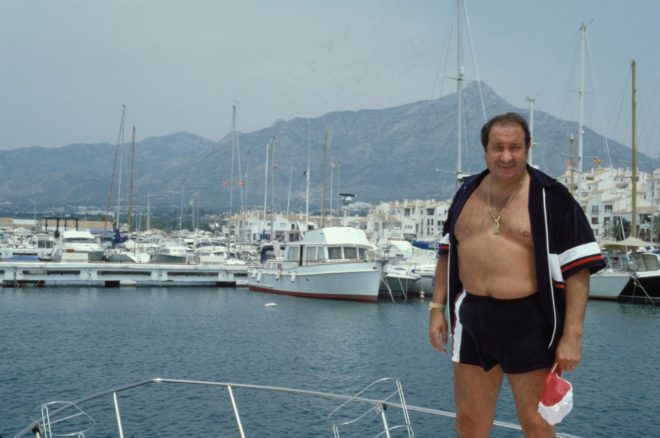 Escort Roma, Italia Spuntati peli pubici ragazze offre rimming valido